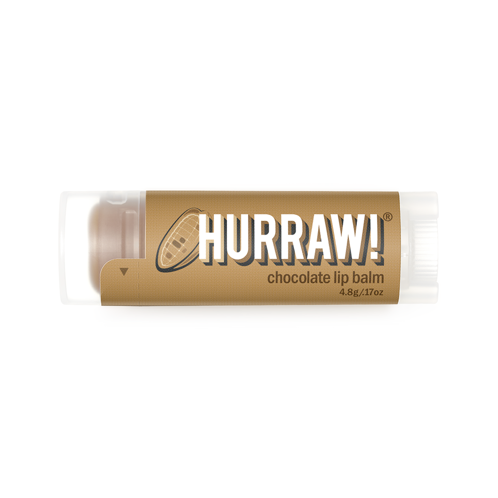 Hurraw chocolade lippenbalsem productfoto op lichte achtergrond