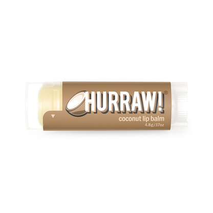 Hurraw kokosnoot lippenbalsem productfoto op lichte achtergrond